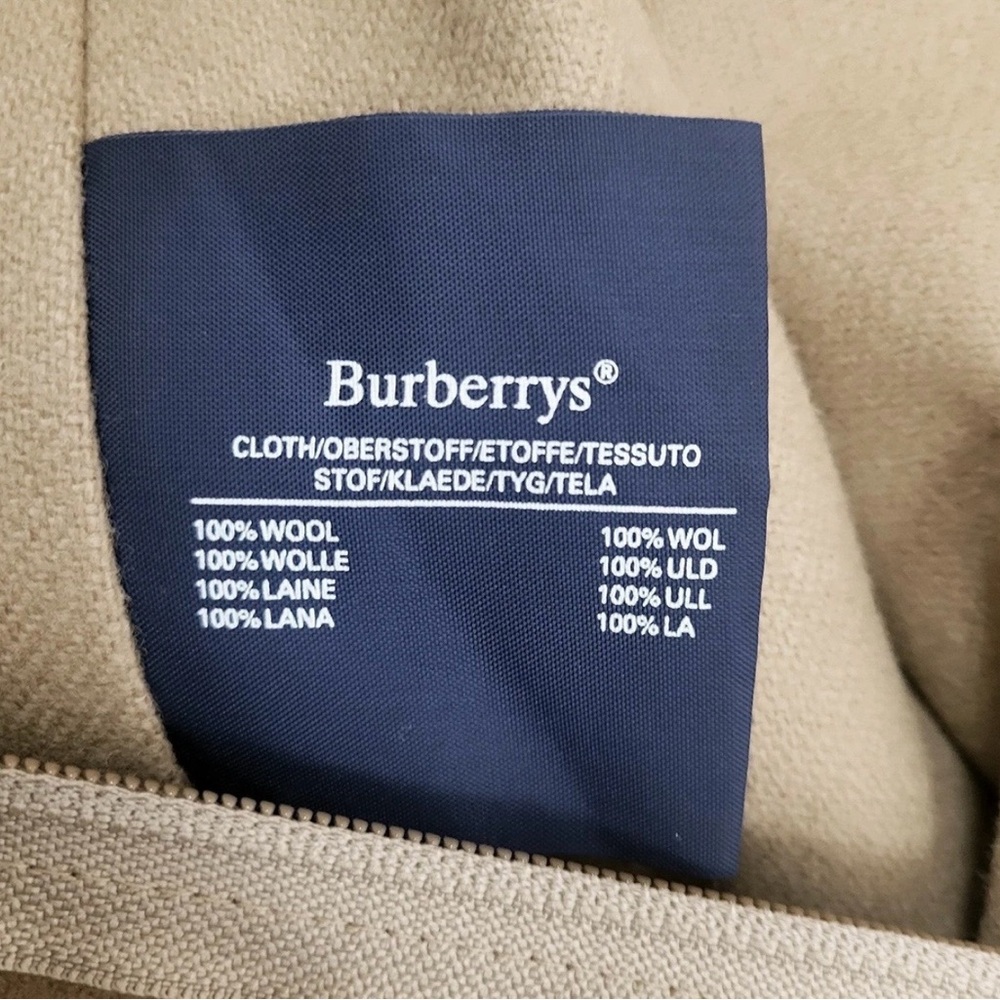 Vintage Near Mint Burberry Beige Trench Coat - Picture 6 of 10